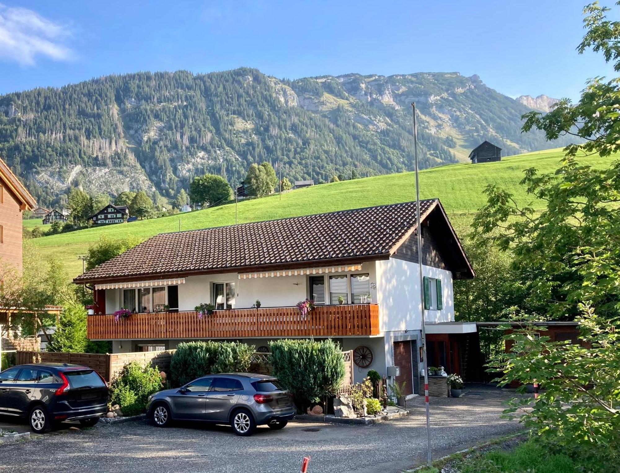 Haus Am Bach In Toggenburg Apartamento